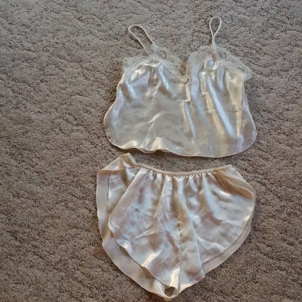 Sexy Silky Babydoll Camisole with Tap Pants - Picture 3 of 3